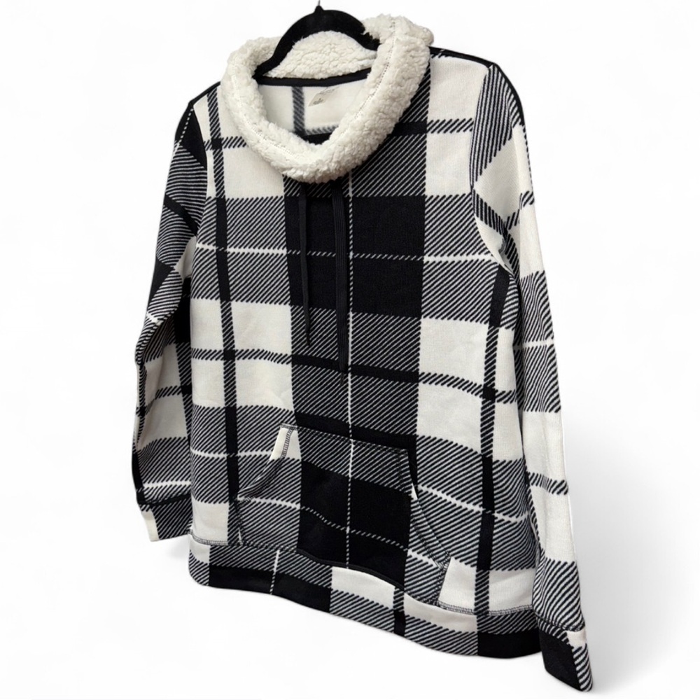 St. John’s Bay Active Plaid Pullover – Women's Small - Picture 6 of 8